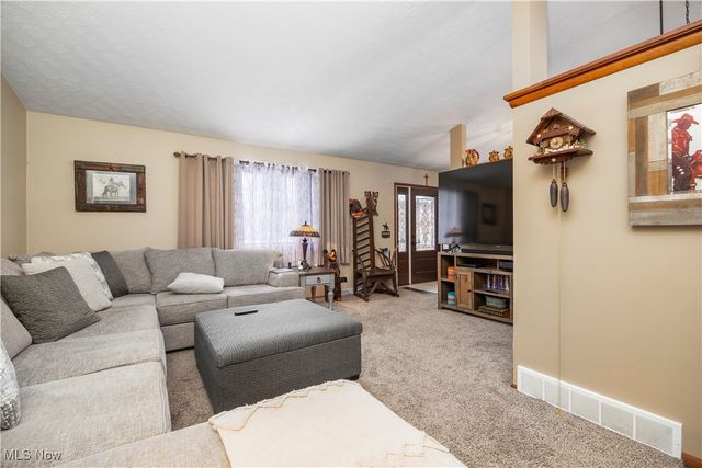 1115 Kay Drive, Lorain, OH 44053