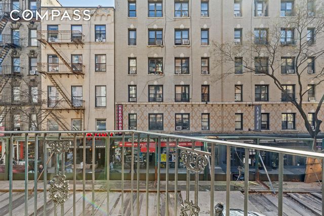 211 Thompson St Apt 2F, New York City, NY 10012