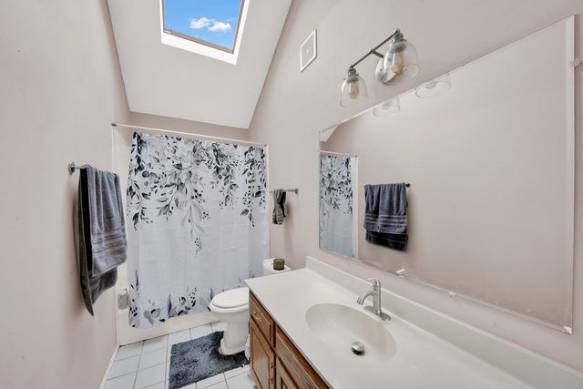 10745 Lockwood Avenue, Oak Lawn, IL 60453