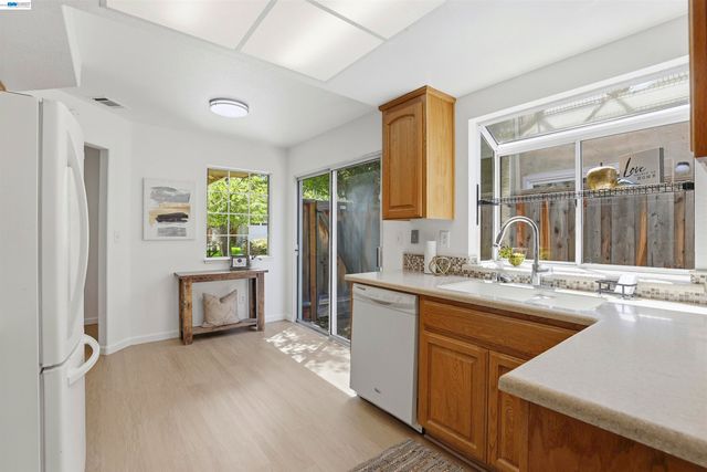 4161 Garibaldi Pl, Pleasanton, CA 94566