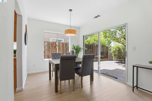 4161 Garibaldi Pl, Pleasanton, CA 94566