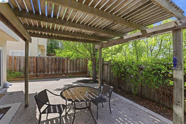 4161 Garibaldi Pl, Pleasanton, CA 94566