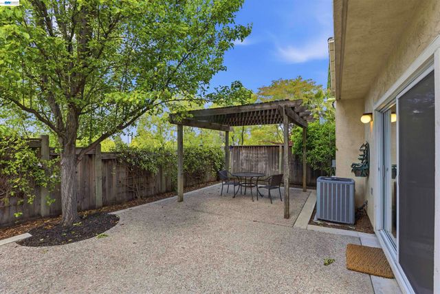 4161 Garibaldi Pl, Pleasanton, CA 94566