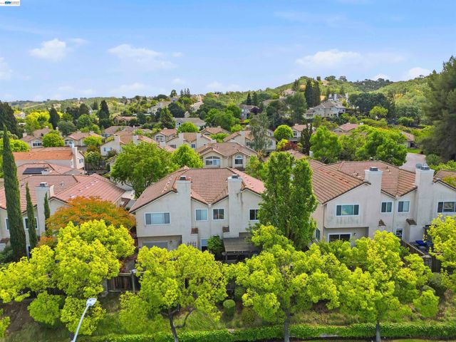 4161 Garibaldi Pl, Pleasanton, CA 94566
