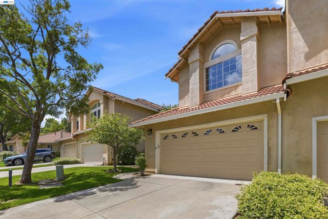 4161 Garibaldi Pl, Pleasanton, CA 94566