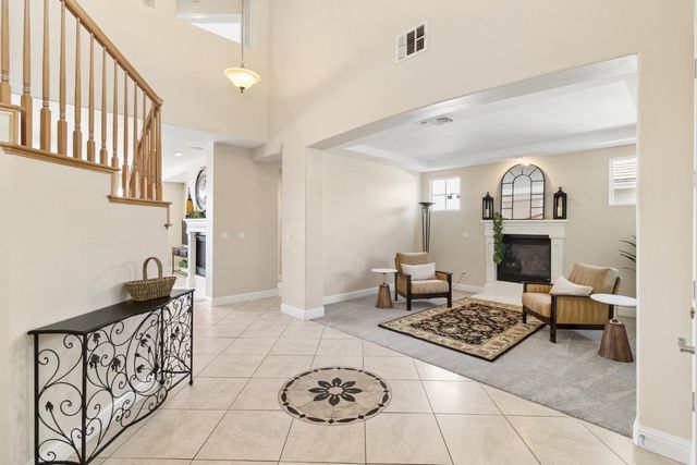 116 Emma Ct, Roseville, CA 95661