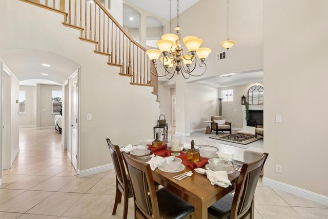 116 Emma Ct, Roseville, CA 95661