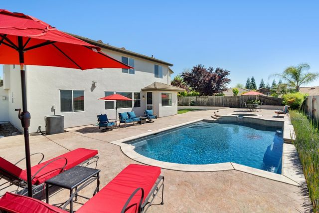 116 Emma Ct, Roseville, CA 95661