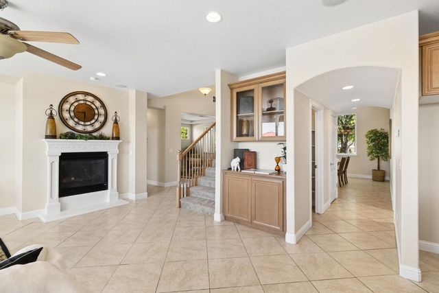 116 Emma Ct, Roseville, CA 95661