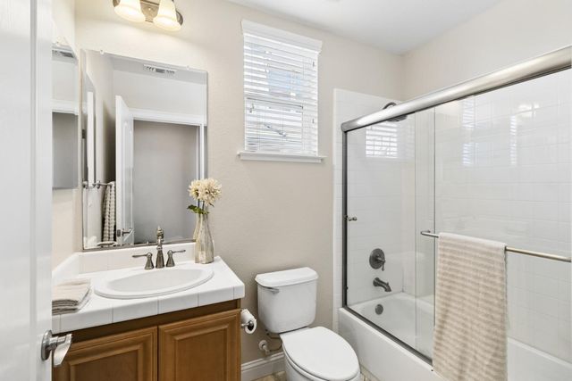 116 Emma Ct, Roseville, CA 95661