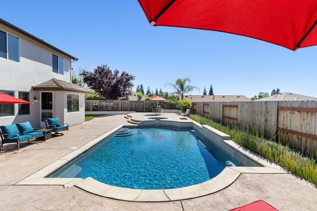 116 Emma Ct, Roseville, CA 95661