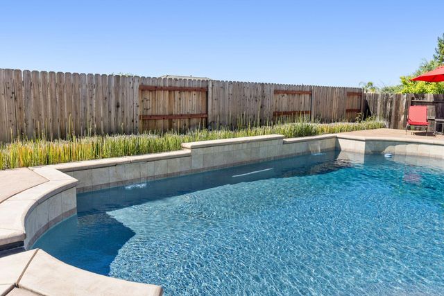 116 Emma Ct, Roseville, CA 95661