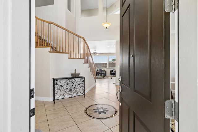 116 Emma Ct, Roseville, CA 95661