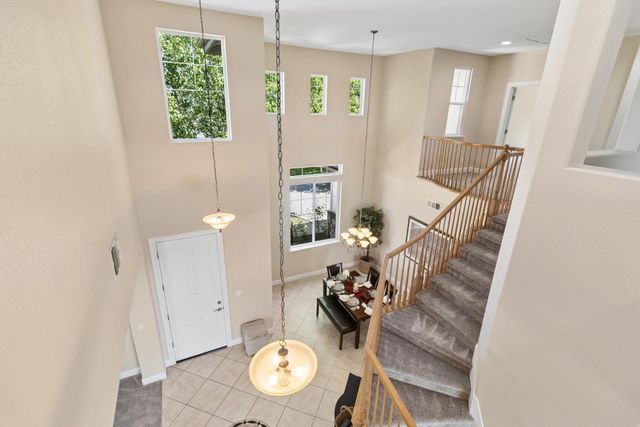 116 Emma Ct, Roseville, CA 95661