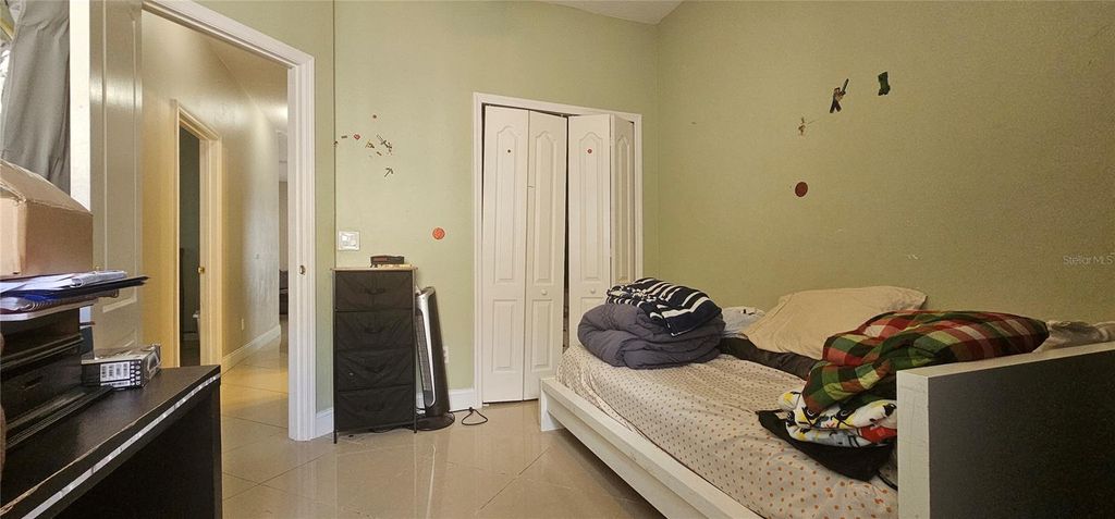 Image 24 of property listing at 10927 LEADER LANE, Orlando, FL 32825