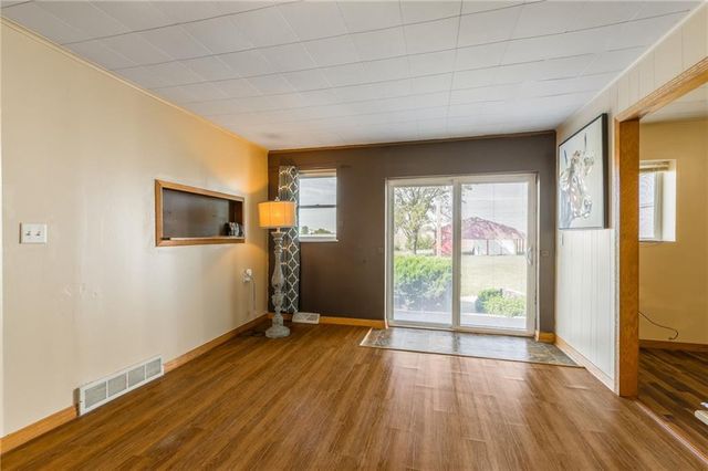 17670 SE 14th Road, Dearborn, MO 64439