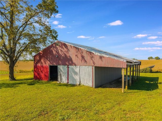 17670 SE 14th Road, Dearborn, MO 64439