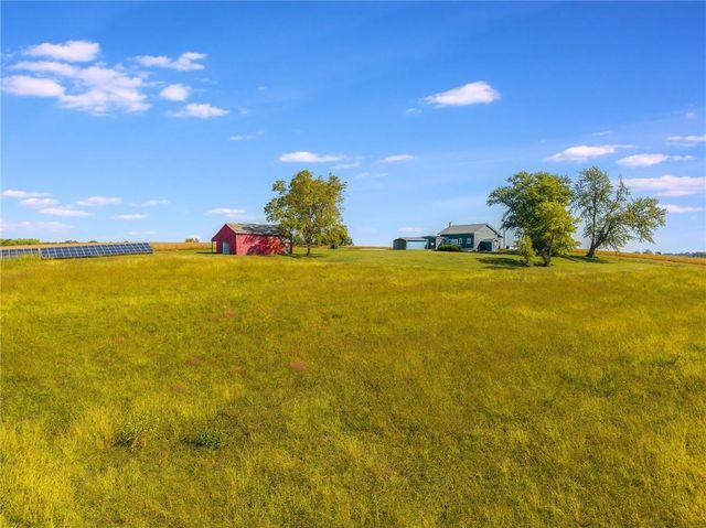 17670 SE 14th Road, Dearborn, MO 64439