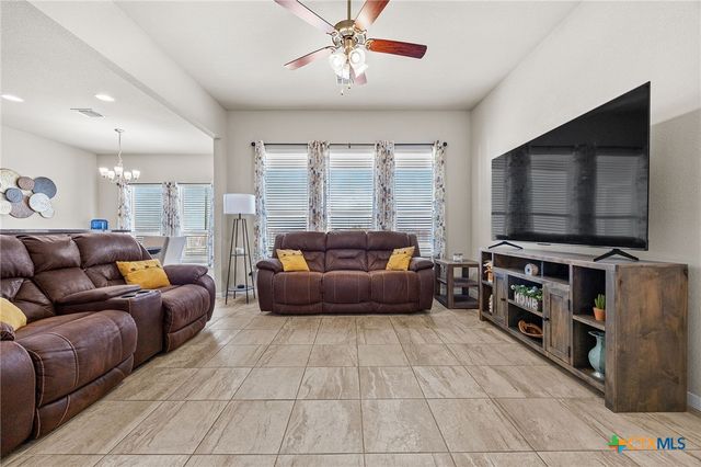 629 Skylar Heights Drive, Temple, TX 76502