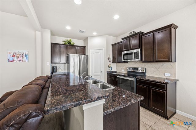 629 Skylar Heights Drive, Temple, TX 76502