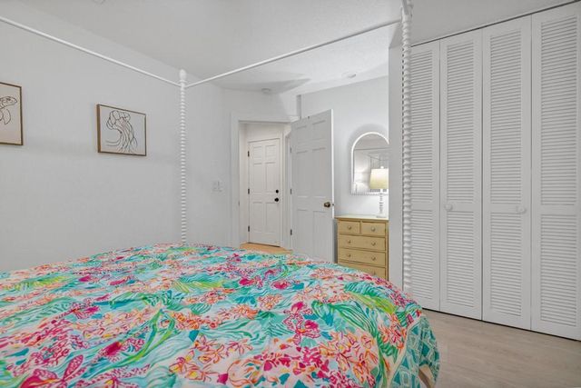 204 Sea Cloud Circle, Edisto Island, SC 29438