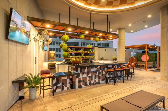 123 Lexington Ave Apt 1308, San Antonio, TX 78205