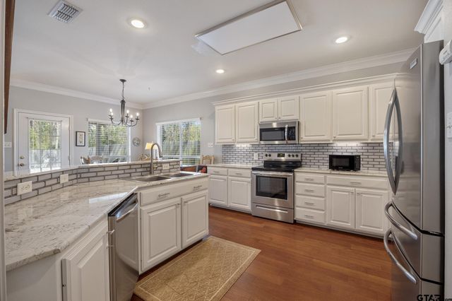 5910 Northstar Blvd, Tyler, TX 75703