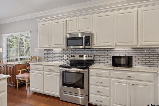 5910 Northstar Blvd, Tyler, TX 75703