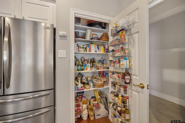 5910 Northstar Blvd, Tyler, TX 75703