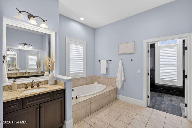 5010 Dockside Drive, Wilmington, NC 28409