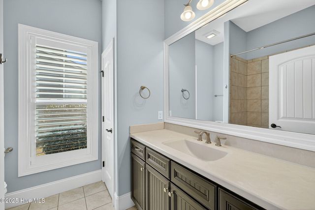 5010 Dockside Drive, Wilmington, NC 28409