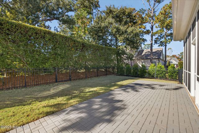 5010 Dockside Drive, Wilmington, NC 28409