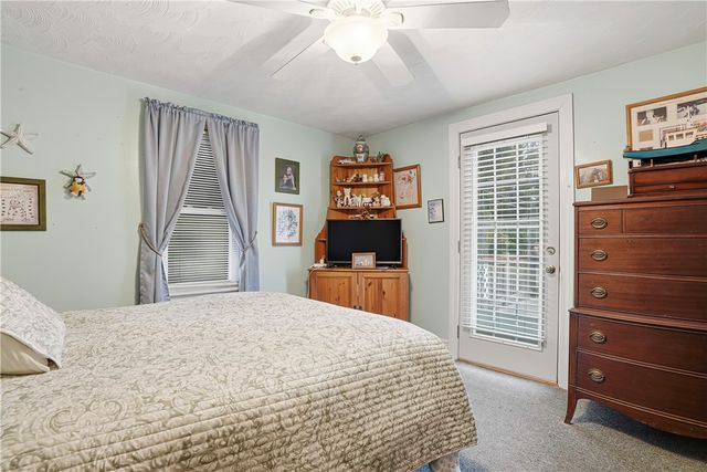 26 Pembroke Avenue, Pawtucket, RI 02860