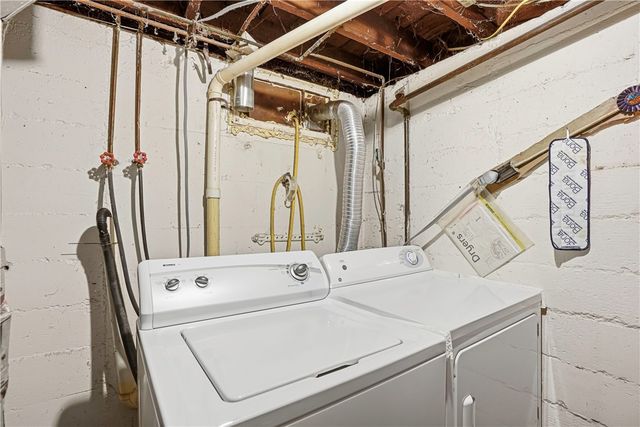 26 Pembroke Avenue, Pawtucket, RI 02860