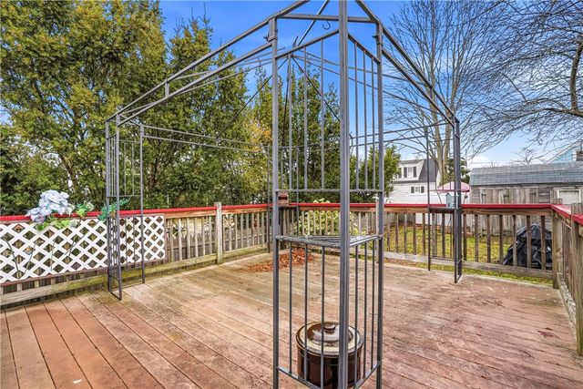 26 Pembroke Avenue, Pawtucket, RI 02860