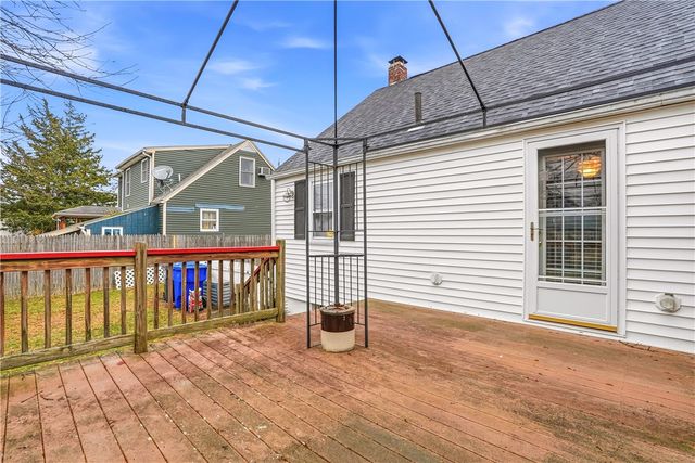 26 Pembroke Avenue, Pawtucket, RI 02860