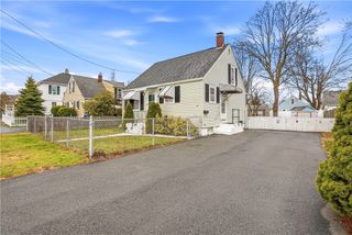 26 Pembroke Avenue, Pawtucket, RI 02860