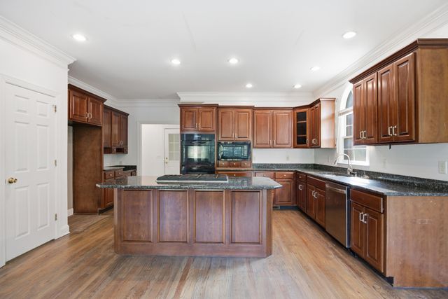 9221 Hidden Mountain Drive, Chattanooga, TN 37421