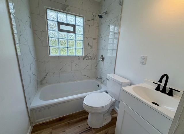 5825 N 38TH STREET, Milwaukee, WI 53209