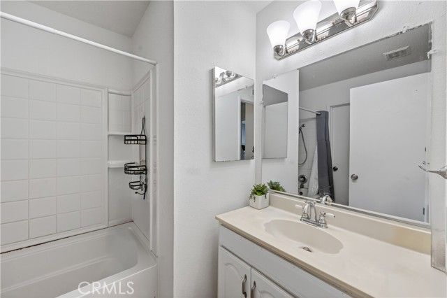 4467 Anne Sladon, Oceanside, CA 92057