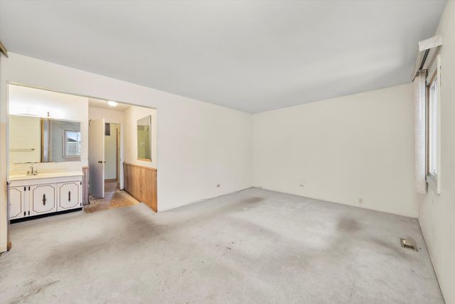 152 Oakhurst Road, Matteson, IL 60443