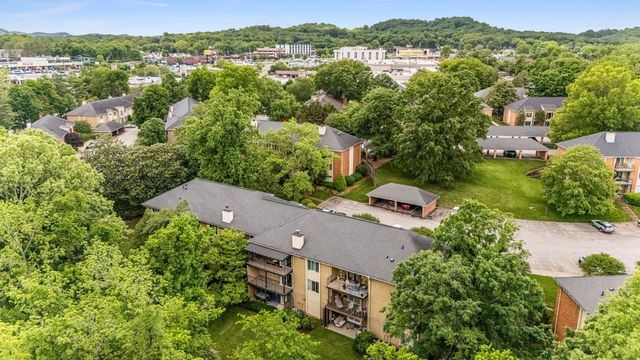 4487 Post Pl Apt 78, Nashville, TN 37205