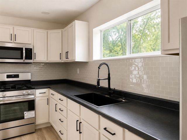 657 Allen Avenue, Muskegon, MI 49442