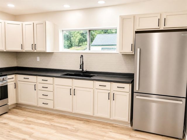 657 Allen Avenue, Muskegon, MI 49442