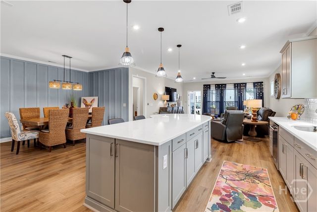 12 McRorrie Drive, Richmond Hill, GA 31324