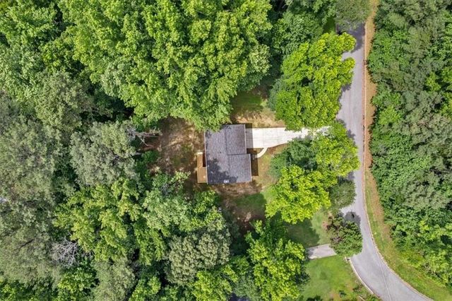 2152 Cedar Creek Lane, Lithia Springs, GA 30122