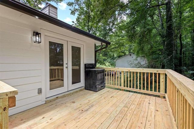2152 Cedar Creek Lane, Lithia Springs, GA 30122