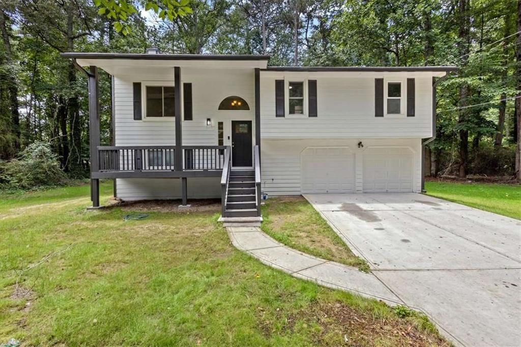 2152 Cedar Creek Lane, Lithia Springs, GA 30122