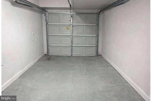 412 W THIRTY SECOND ST, Wilmington, DE 19802