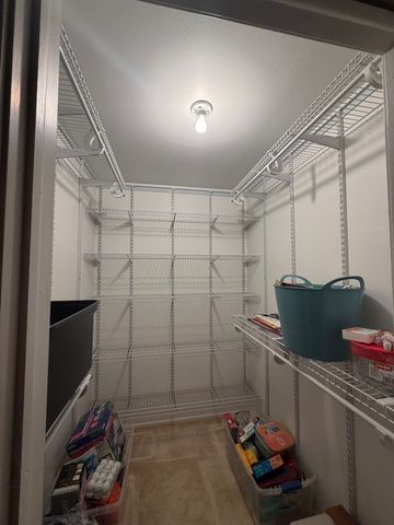 5149 Coventry Lane 6-B-1, Gurnee, IL 60031